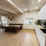 Daire Casa Via Romana