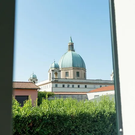 Casa Via Romana Lucca
